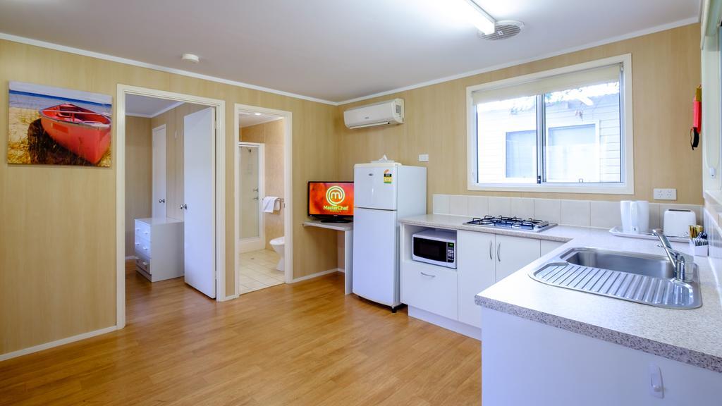 Australind Tourist Park Hotell Exteriör bild