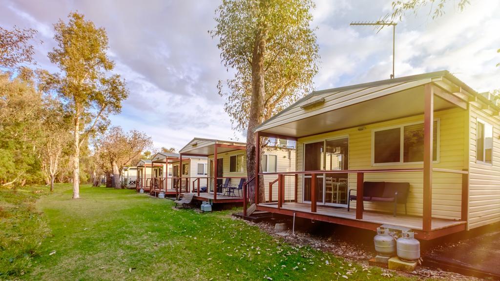 Australind Tourist Park Hotell Exteriör bild