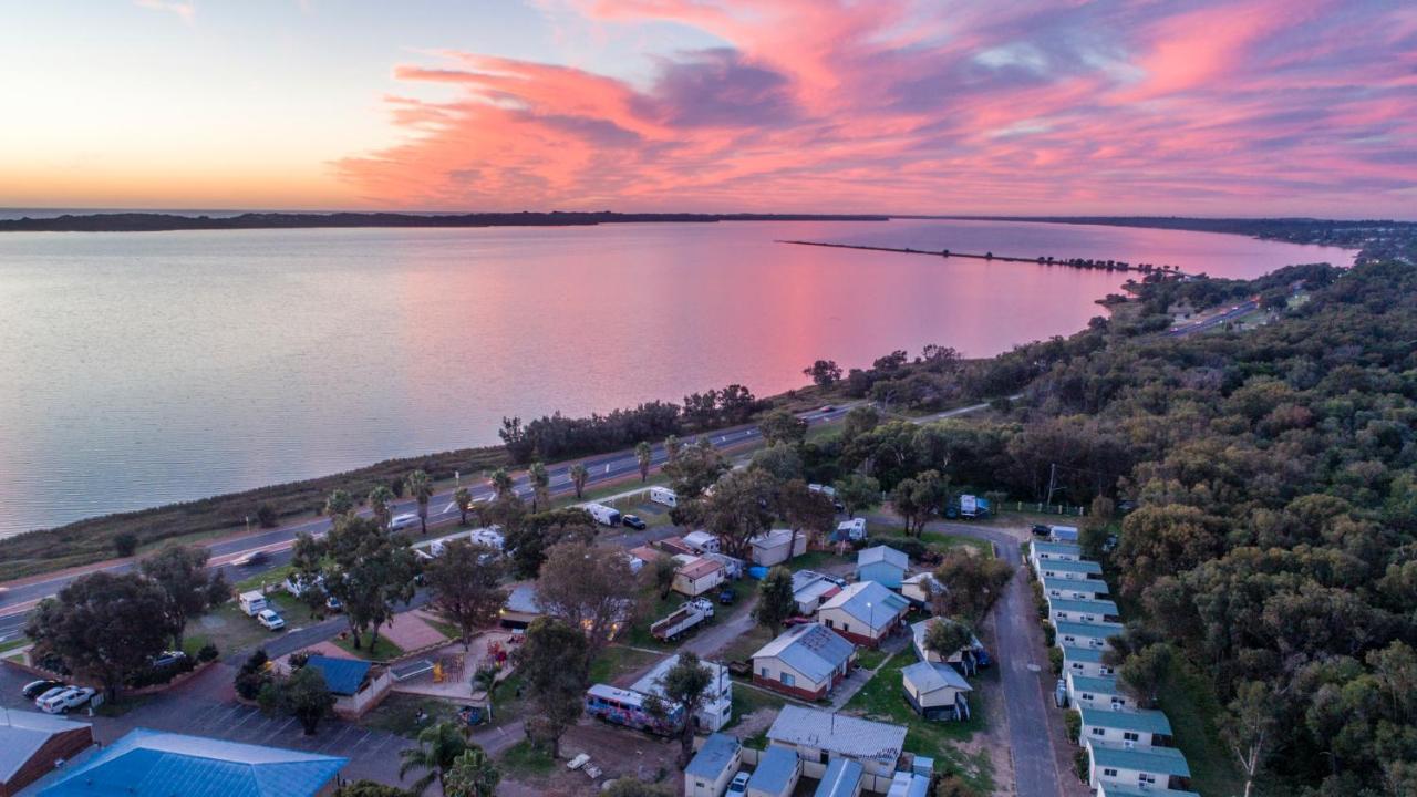Australind Tourist Park Hotell Exteriör bild