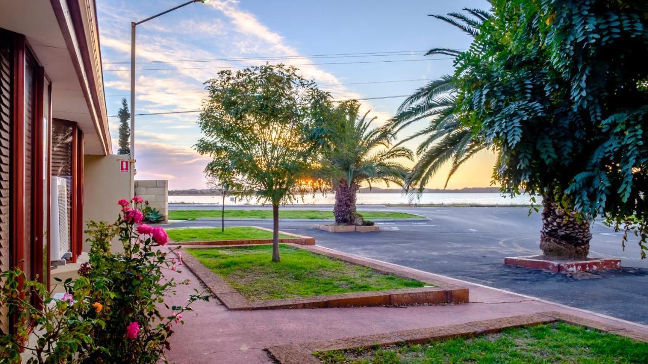 Australind Tourist Park Hotell Exteriör bild